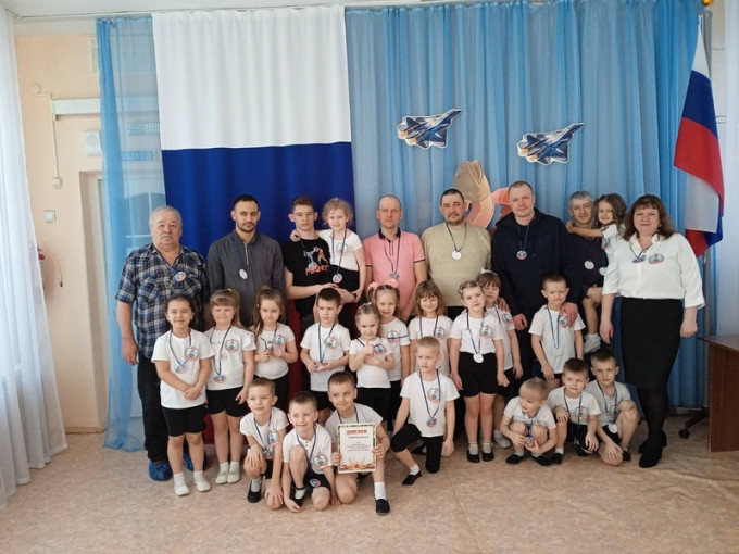 Детско - родительская квест - игра "Солдаты России!". Детско - родительская квест - игра "Солдаты России!".